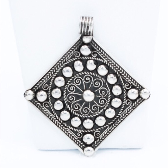 Moroccan Berber Silver Pendant sp0103 - Picture 3 of 4